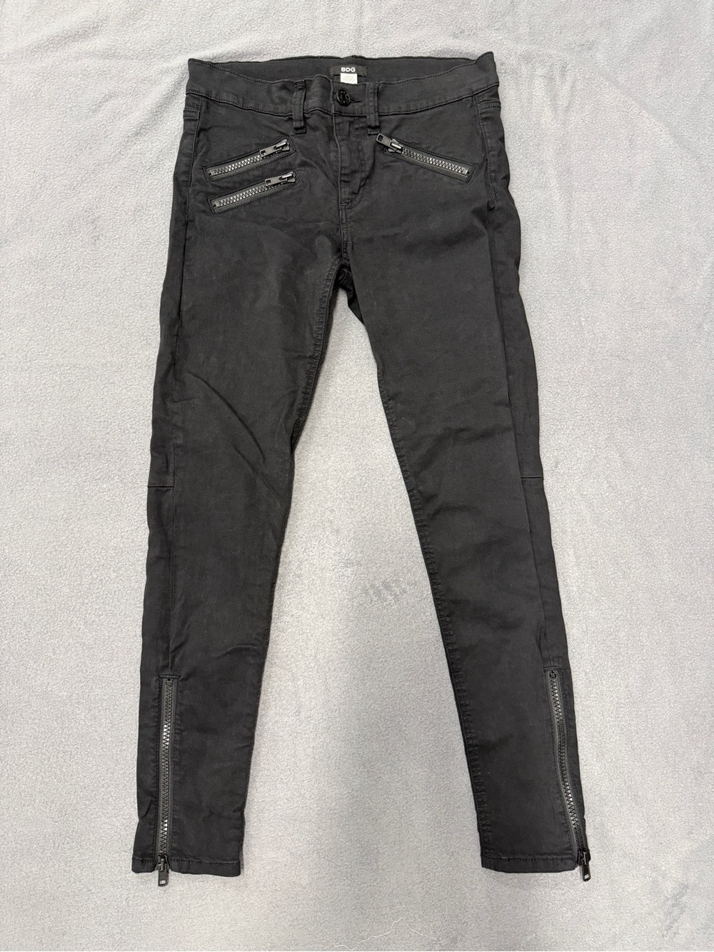 BDG Zip Cigarette Jeans